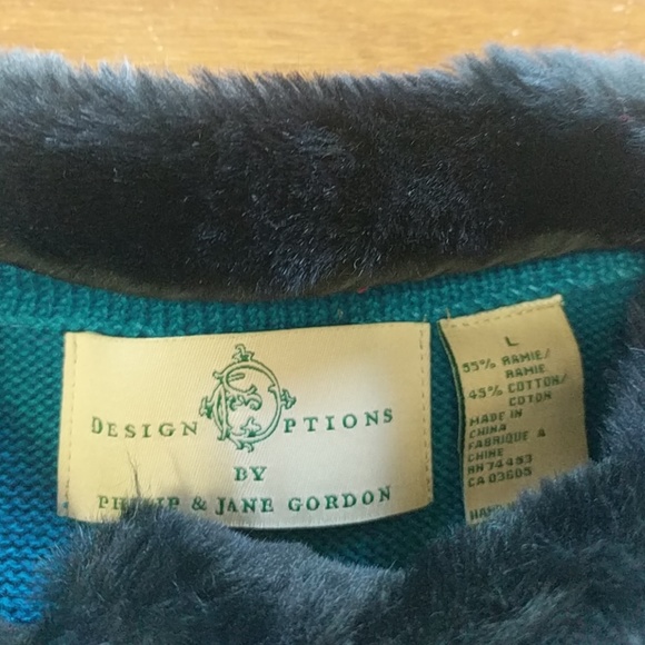 One of a kind sweater - Picture 3 of 4